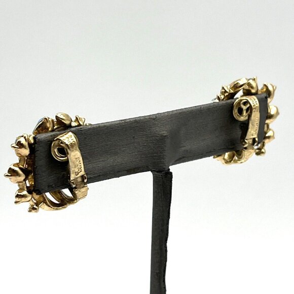 Vintage TRIFARI Earrings Icy Blue Rhinestone Enamel Clip Earrings Gold Tone 1" - Picture 7 of 10